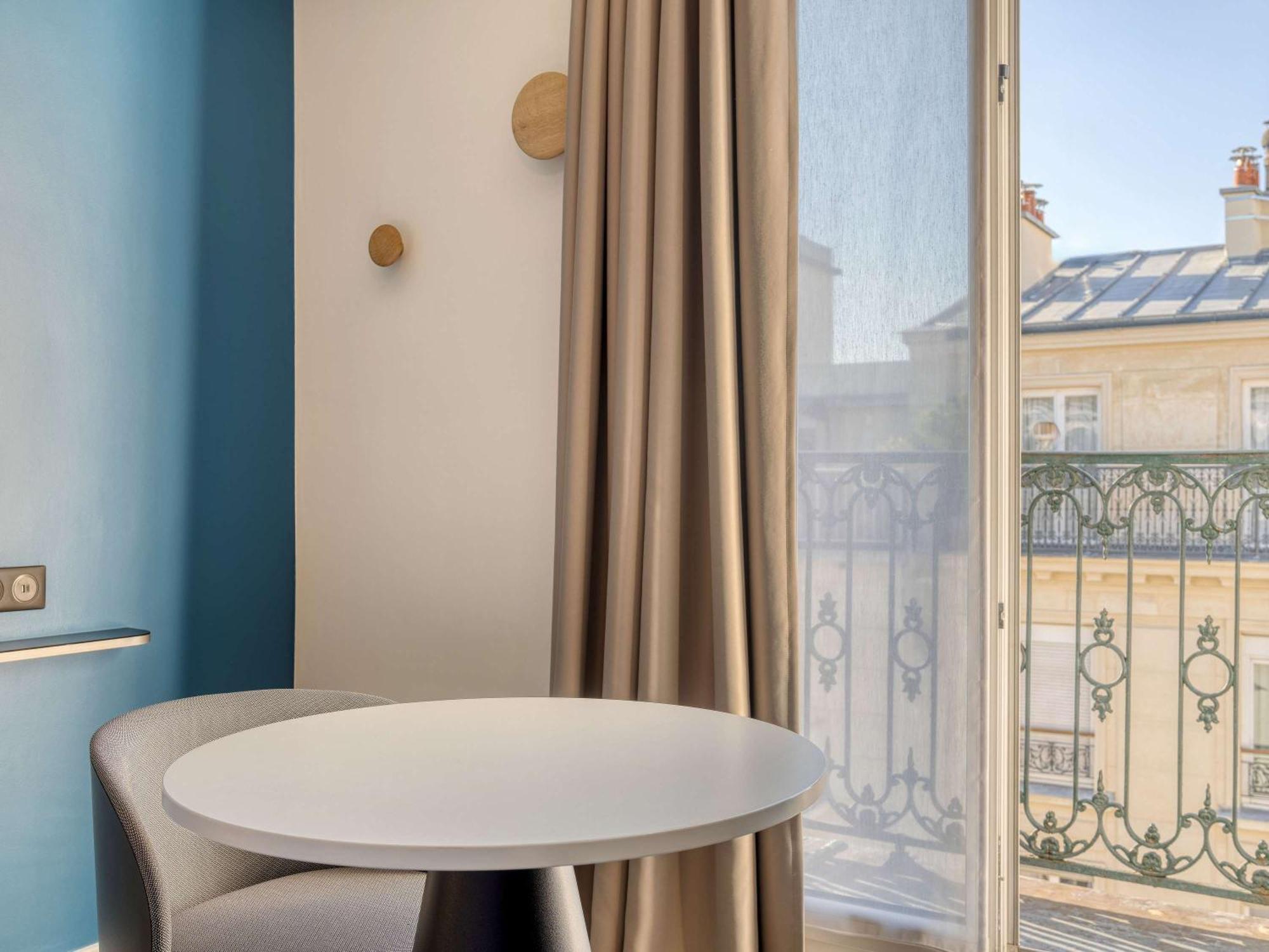 Ibis Paris Pere Lachaise Buitenkant foto